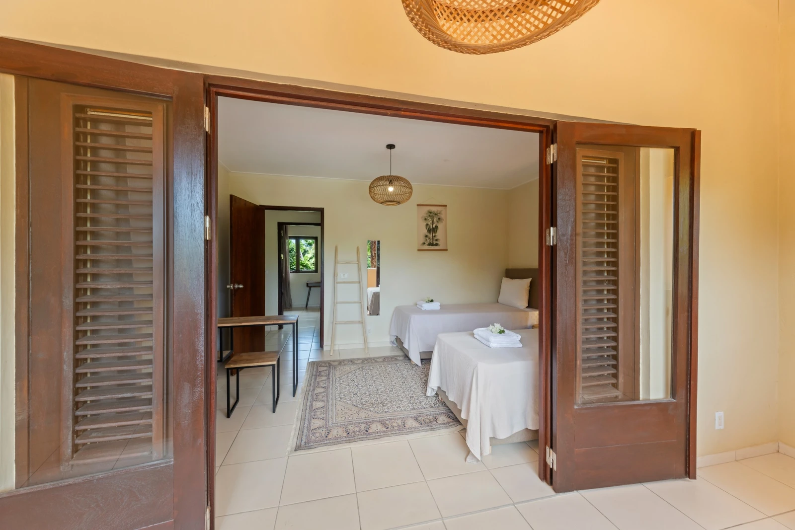 Bedroom details